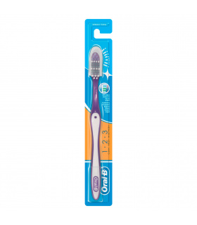 Oral-B 123 Shiny Clean Manualna szczoteczka do zębów, średnia